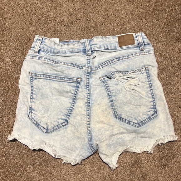 Used stretchy denim, ripped jean shorts. great condition. - Picture 2 of 3